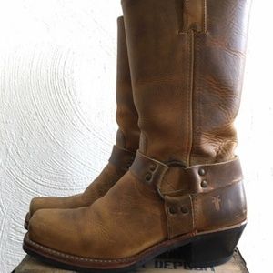 FRYE Distressed Tan Harness Moto Boots sz 8